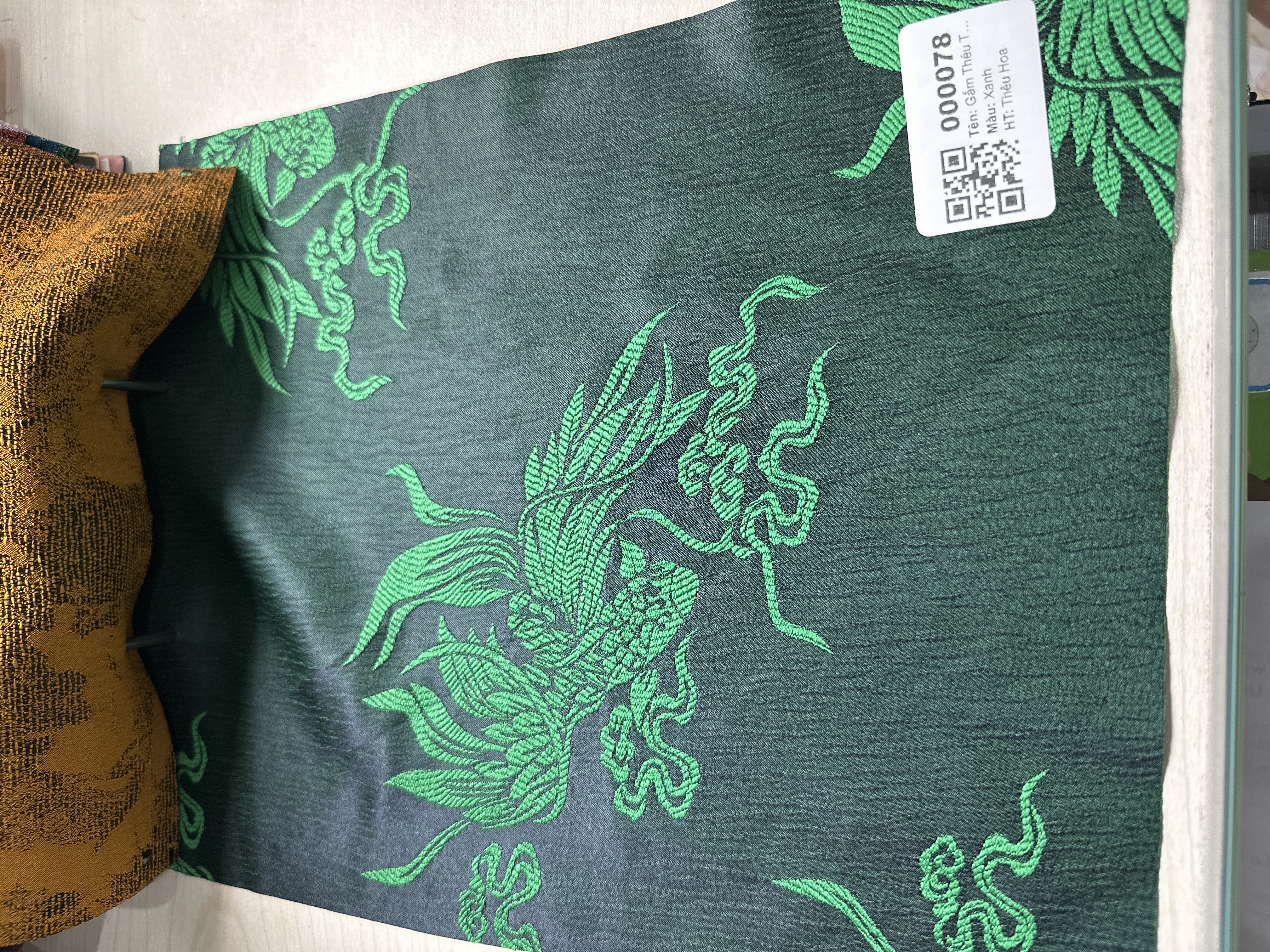 Gấm Thêu Tô Châu
